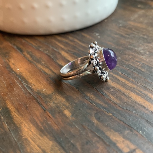 ✨NWT✨Medium Amethyst Sterling Silver Ring - Picture 3 of 4